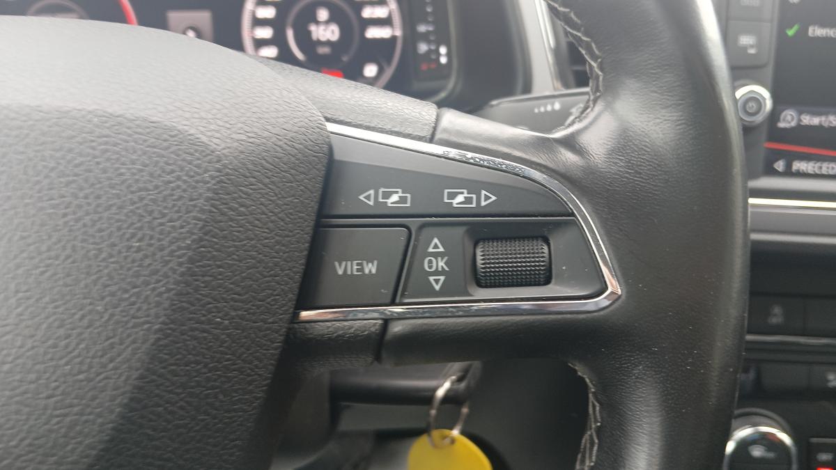 Seat Leon 2.0 TDI 150 CV DSG ST Business 526